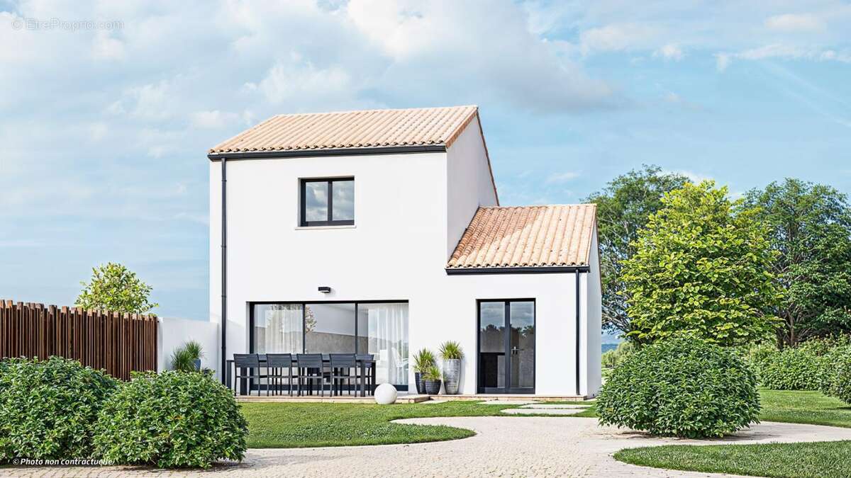 Maison à SAINT-HILAIRE-LE-VOUHIS