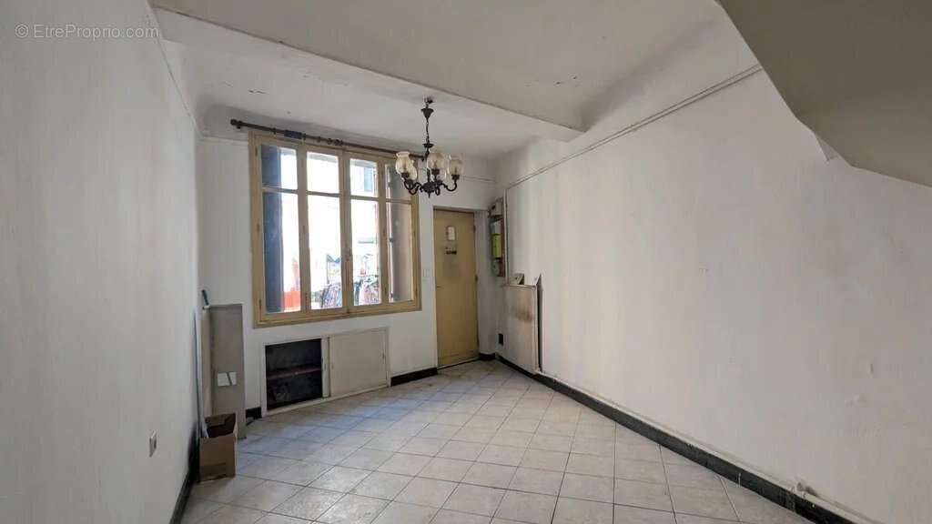 CARCES - Maison de village 5 CH 94m² + grenier - photo 13