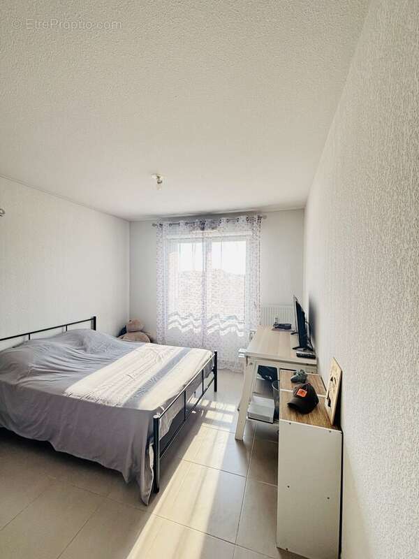 Appartement à LE MUY