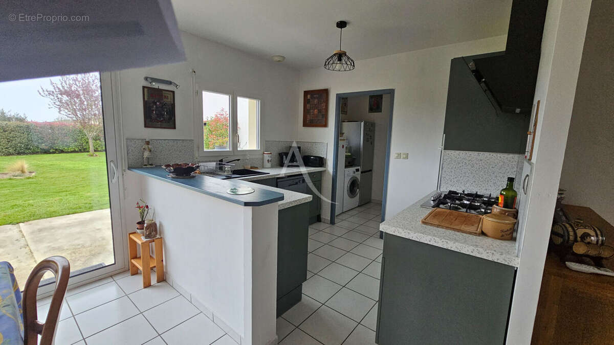 Maison à PORT-DES-BARQUES