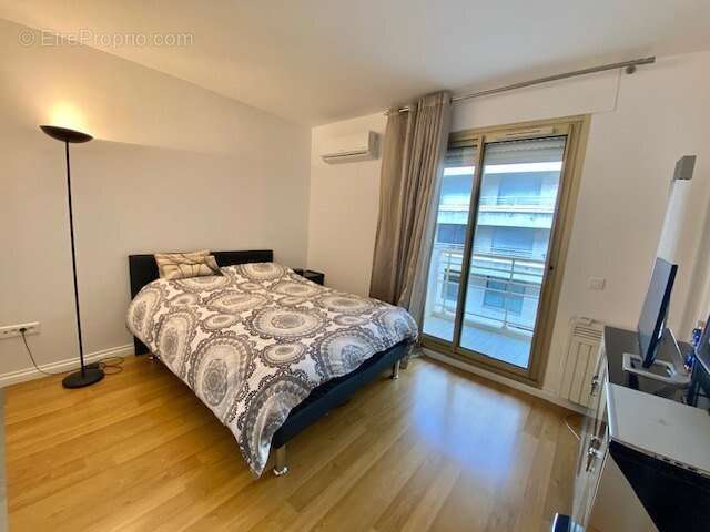 Appartement à LEVALLOIS-PERRET