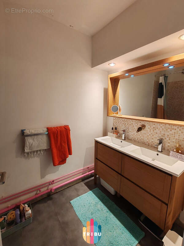 Appartement à MARSEILLE-6E