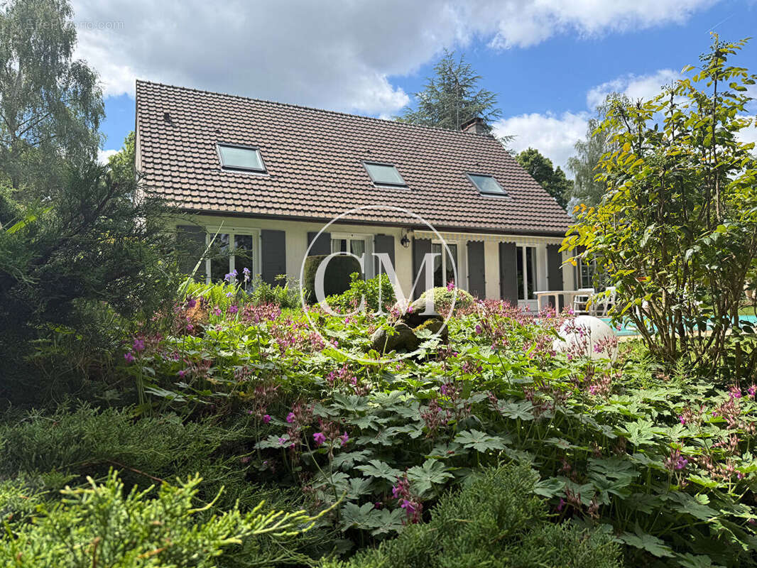 Maison à PLAISIR