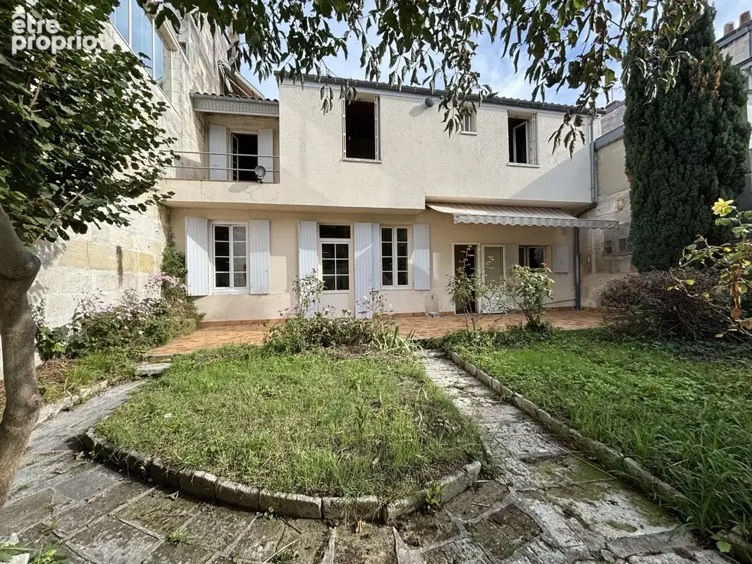 Maison ancienne Hyper centre de Rochefort, emplacement idéal - photo 2