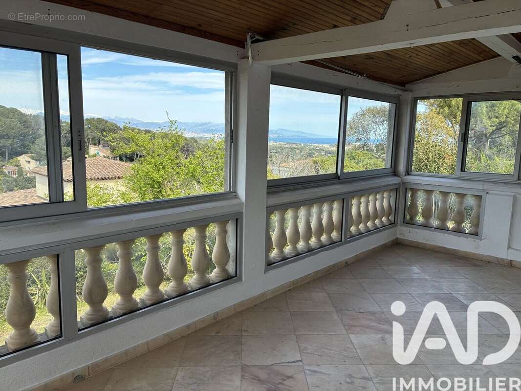 Photo 6 - Maison à VALLAURIS