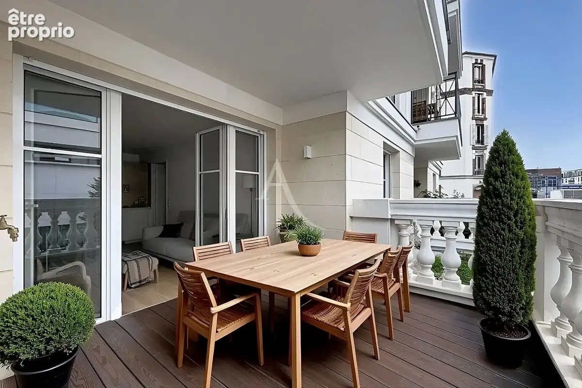 PUTEAUX/ Ampère - Appartement 3/4 pièces 76m² - 1 Terrasse - 1 Cave - 1 Parking - photo 2