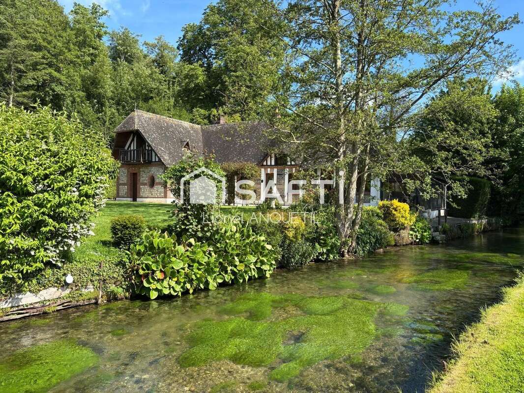 Photo 2 - Maison à CANY-BARVILLE