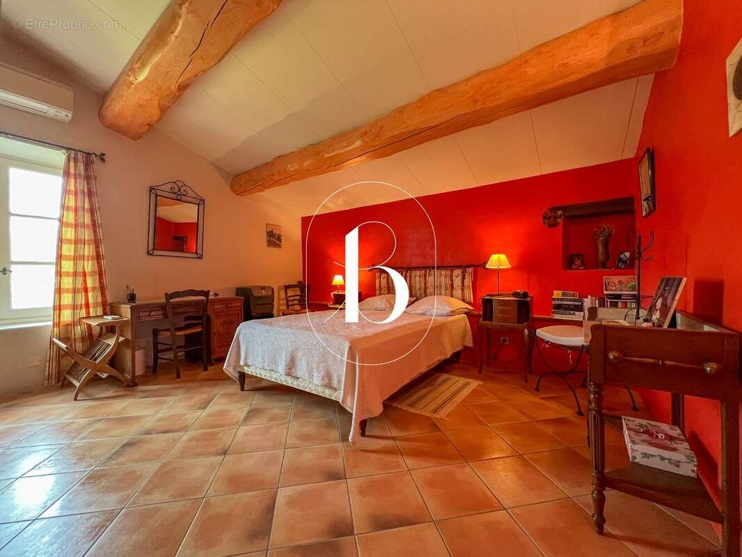 Maison à GOUDARGUES