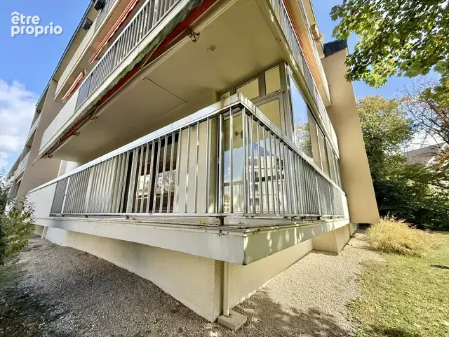 EXCLU T3 Ferney 93m2, terrasse et loggia, cave et parking - photo 2