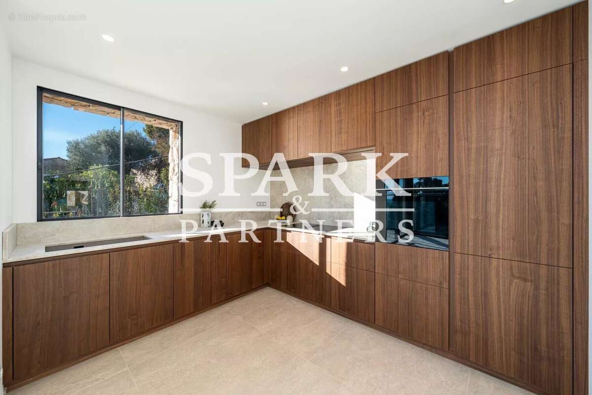 Maison à ROQUEBRUNE-CAP-MARTIN