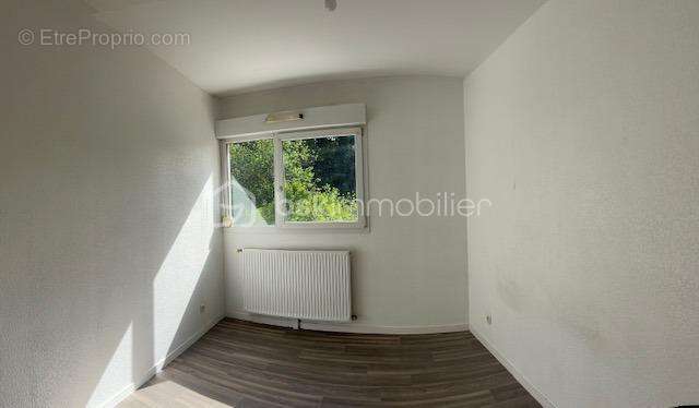 Appartement à PLOMBIERES-LES-DIJON