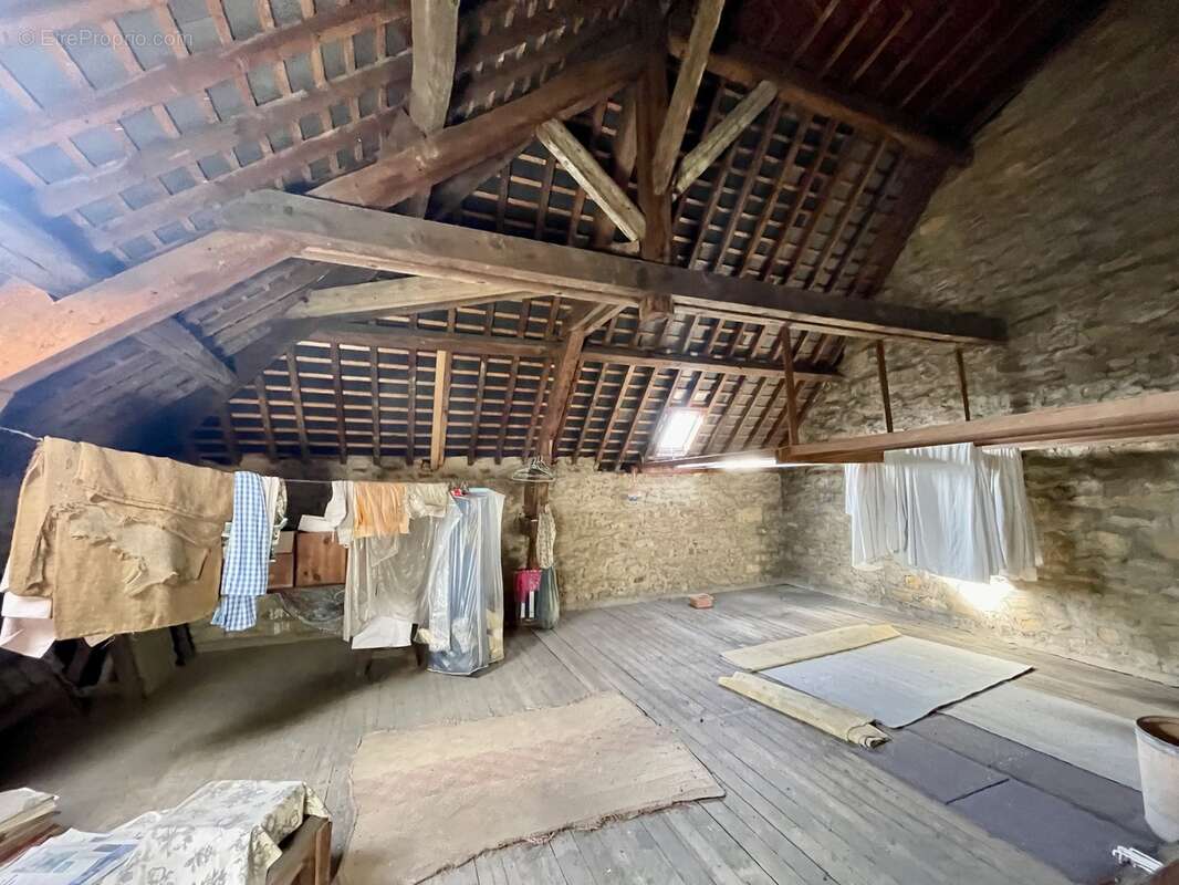 Maison 172 m² à Douzy  - photo 21