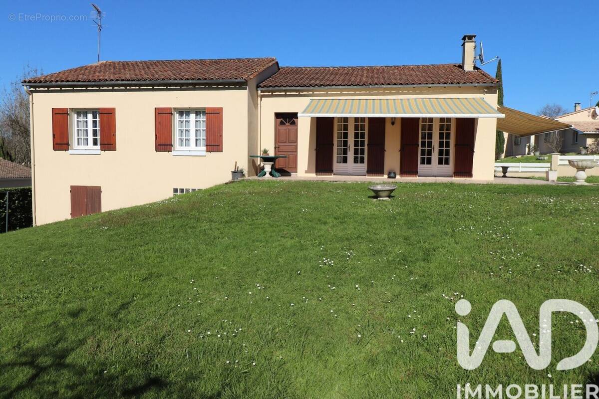 Photo 1 - Maison à MONTGUYON