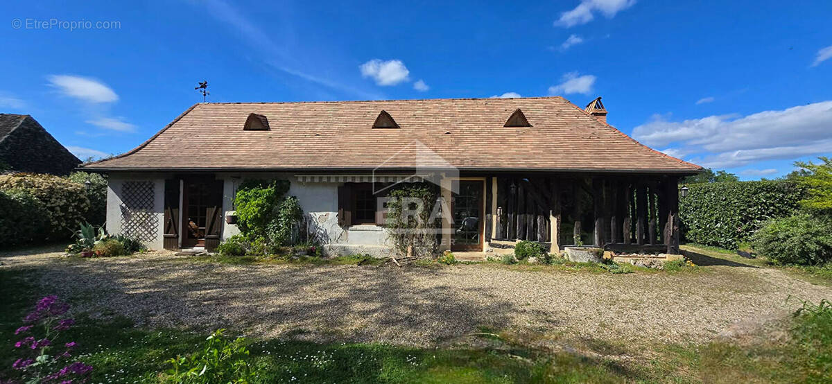 Maison à MONTPON-MENESTEROL