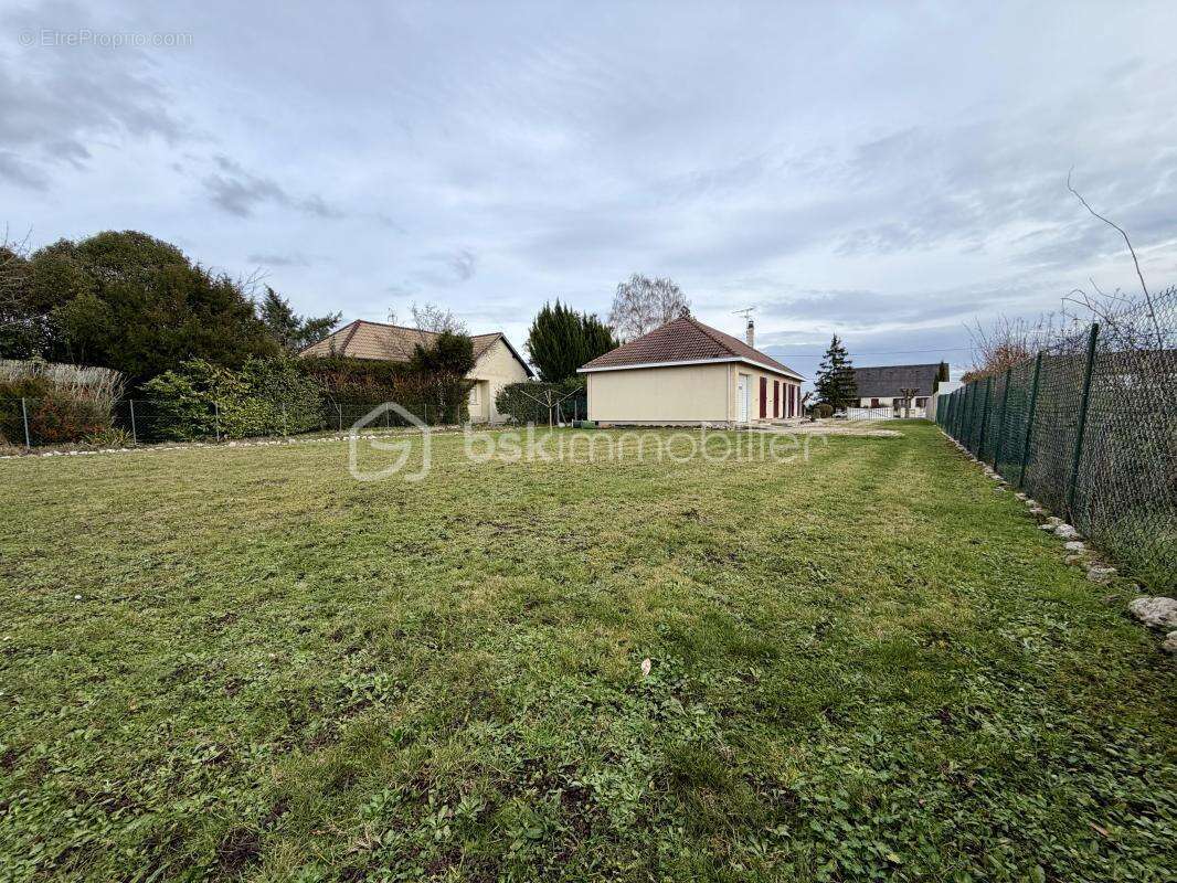 Maison à MEUNG-SUR-LOIRE
