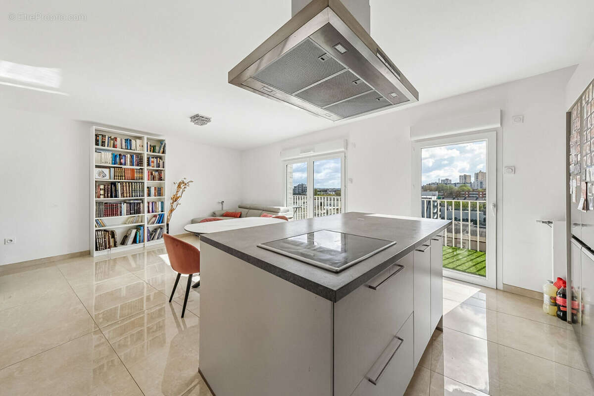 Appartement à ROMAINVILLE