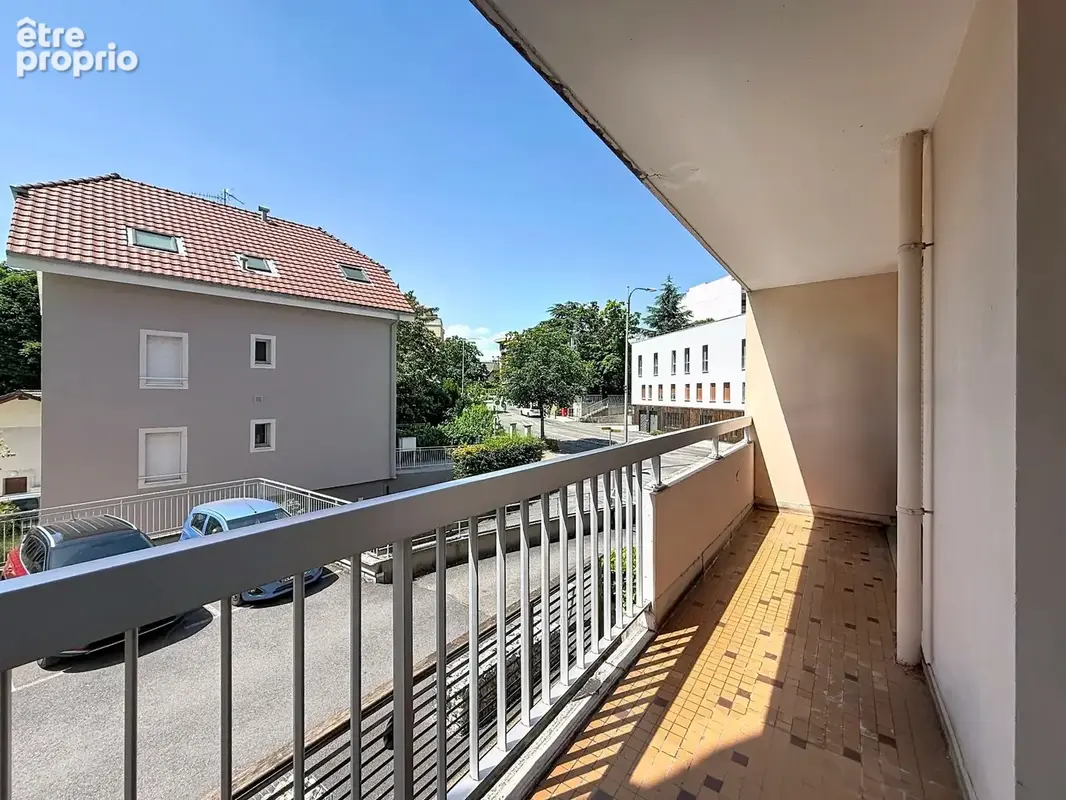 Appartement T3 79m² - bel espace lumineux - ANNEMASSE (74) - photo 11