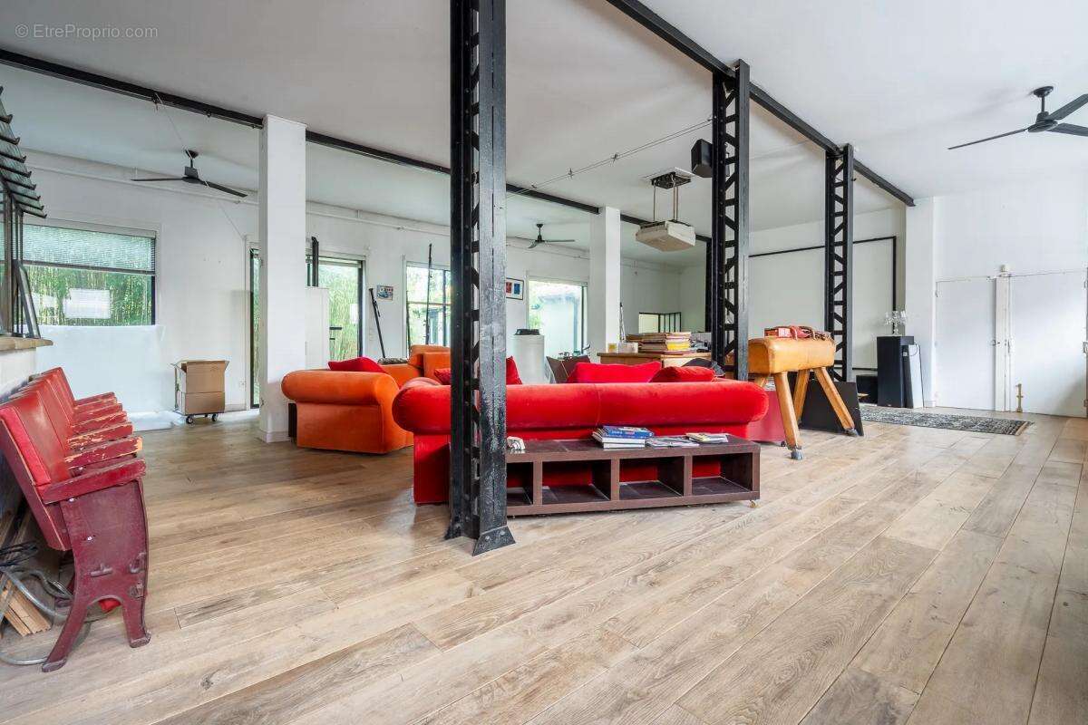 Maison à LE PERREUX-SUR-MARNE