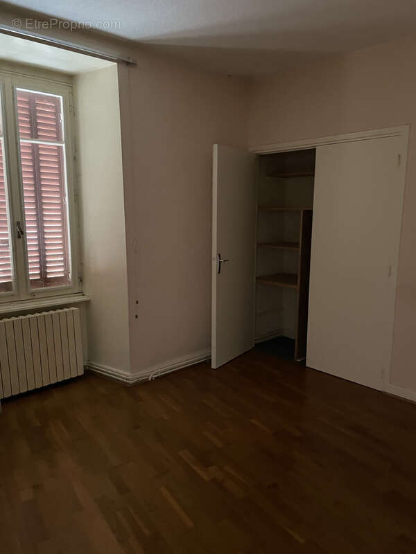 Maison à SAINT-MARTIN-DES-PLAINS