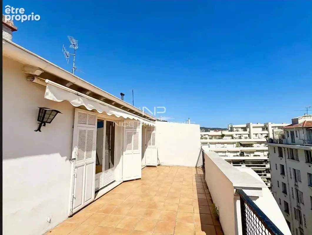 Nice, Musiciens, dernier étage, 4 pièces, terrasse 30 m2 Sud - photo 3