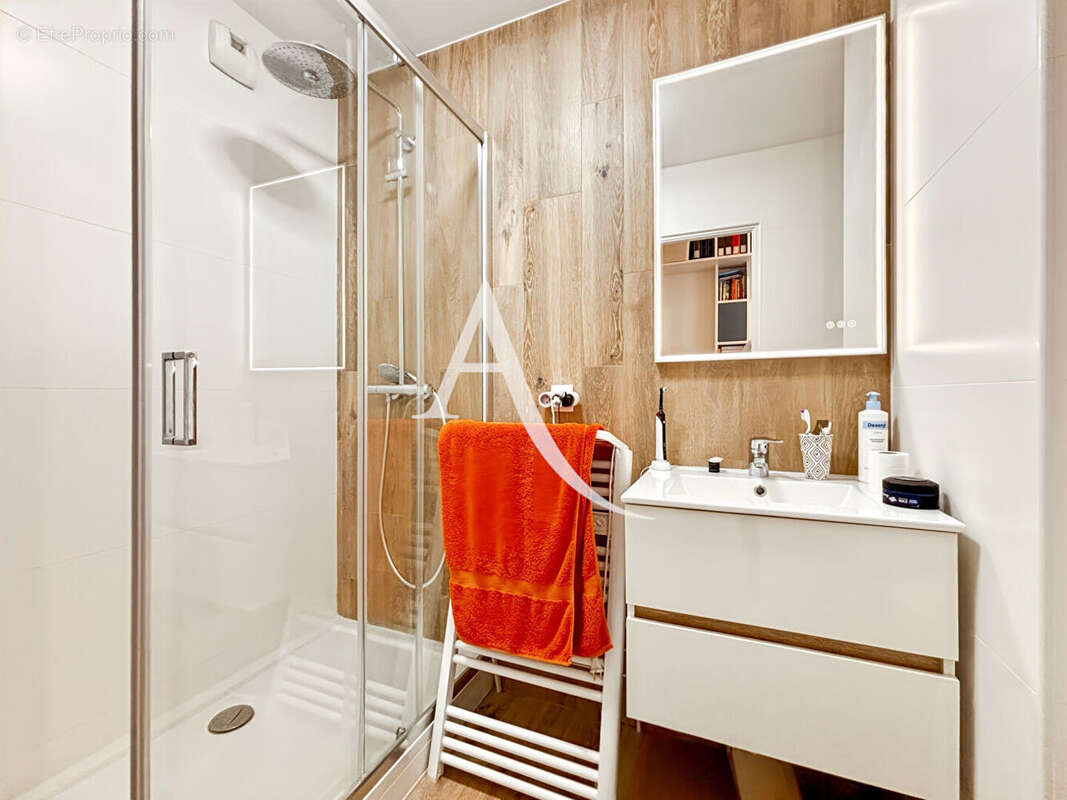 Appartement à ELANCOURT