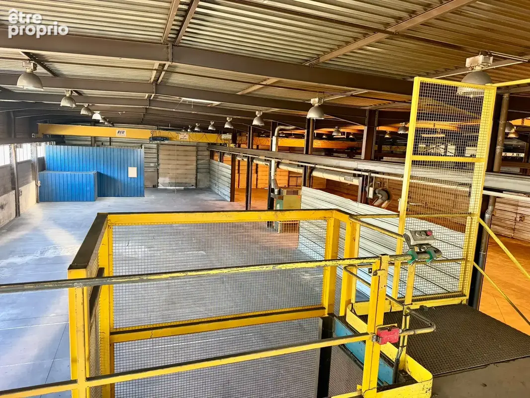 Vente ensemble immobilier industriel de 3 660 m2, sur terrain de 21 181 m2 LURE - photo 34