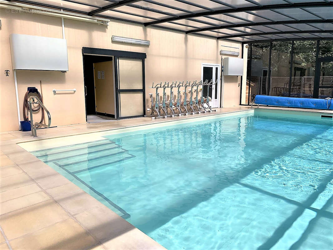 Maison à TERRASSON-LAVILLEDIEU