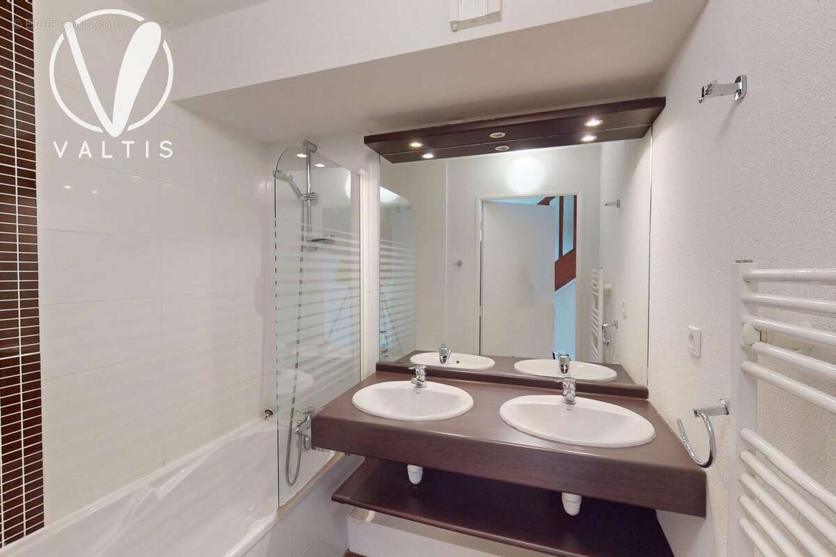 Appartement à FREHEL