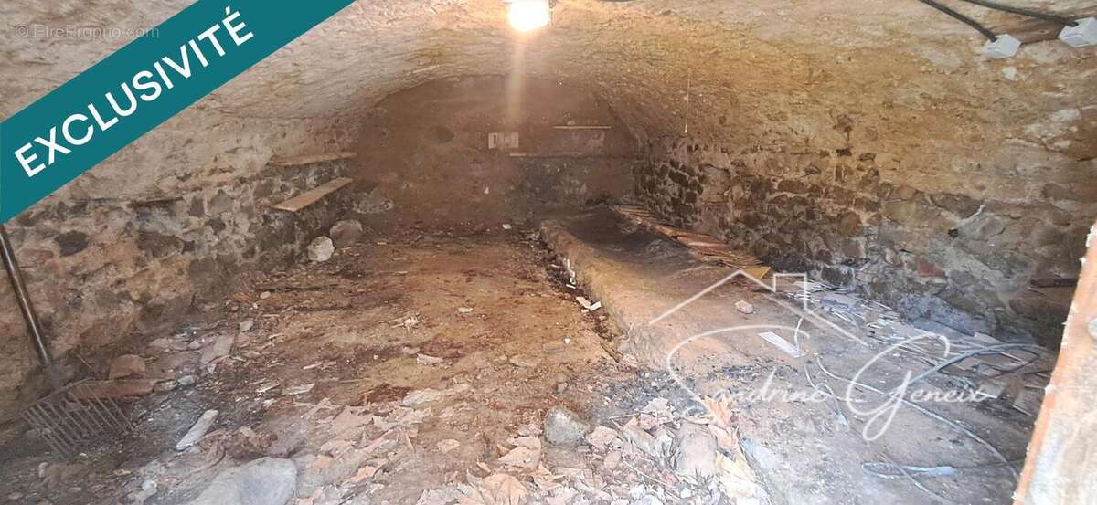 Photo 8 - Maison à AUZAT-LA-COMBELLE