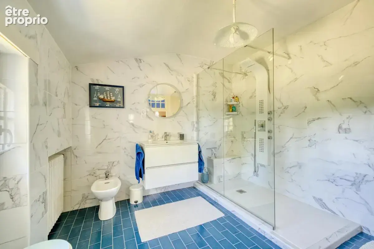 Maison de 10 pièces de 270 m² à Saint-Laurent-de-Cognac - photo 15