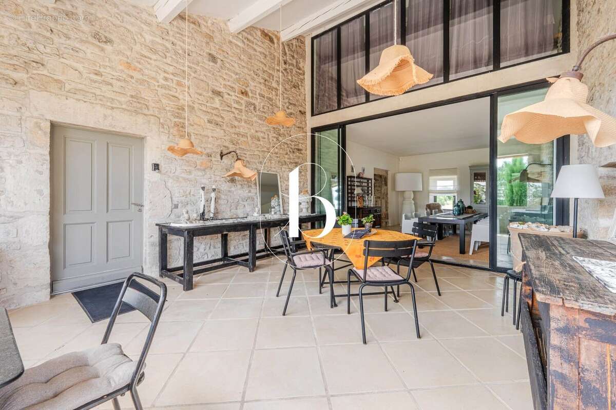Maison 500 m² à Barjac  - photo 13