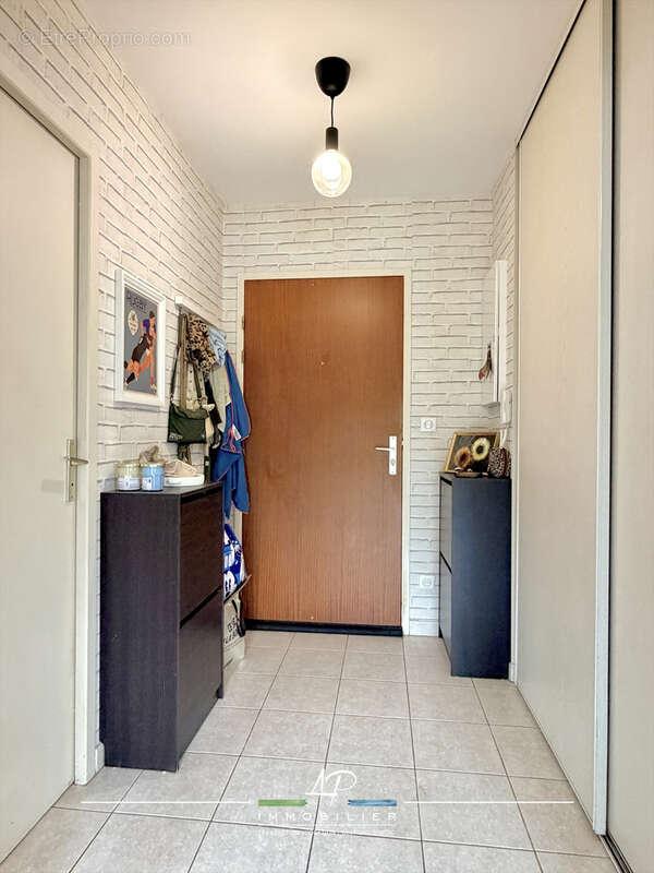 Appartement T2 avec balcon - Dijon Toison d'Or - photo 10