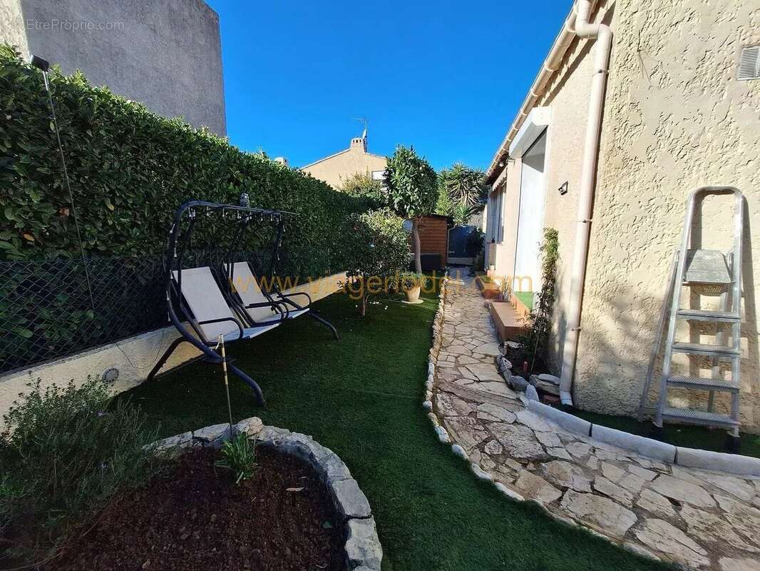 Maison à SIX-FOURS-LES-PLAGES