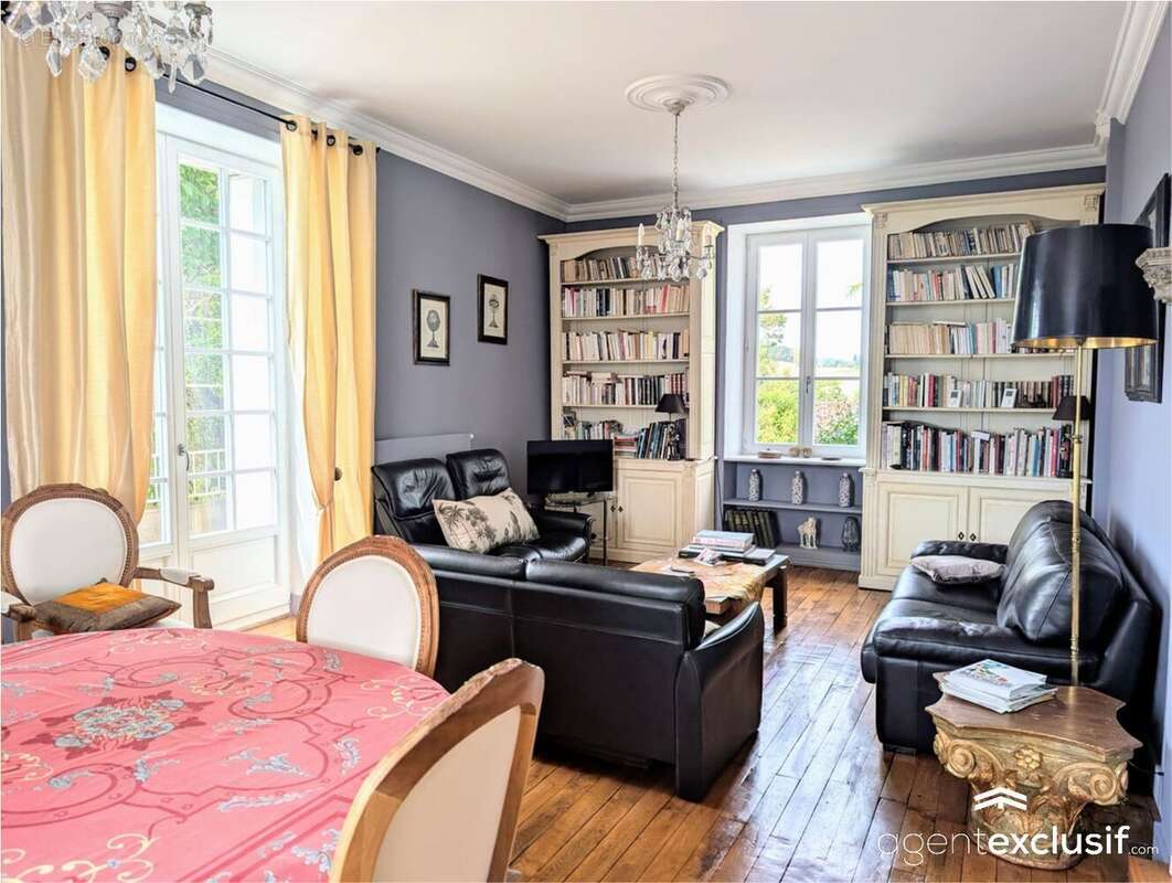 Maison à BRIGNAC-LA-PLAINE