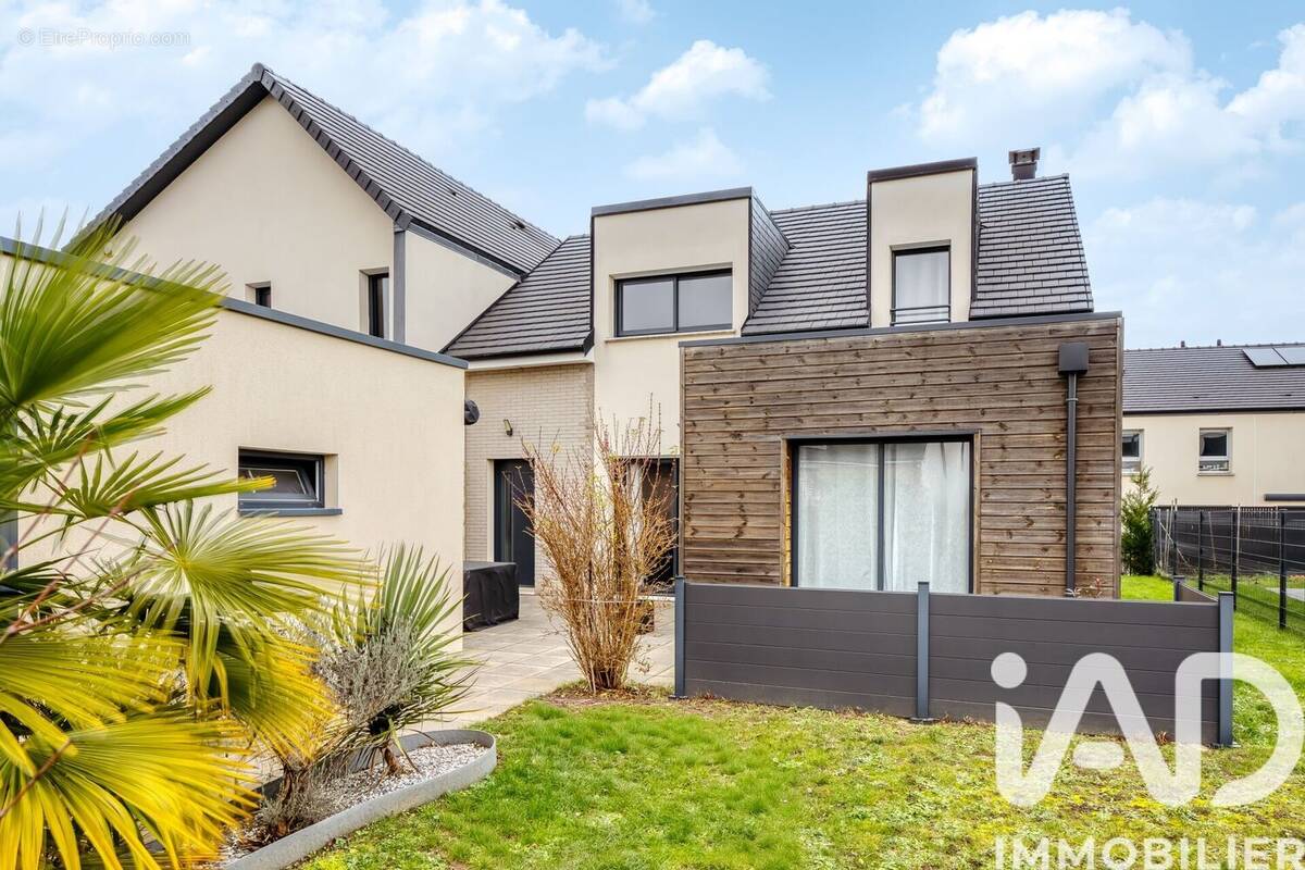 Photo 1 - Maison à LE GRAND-QUEVILLY