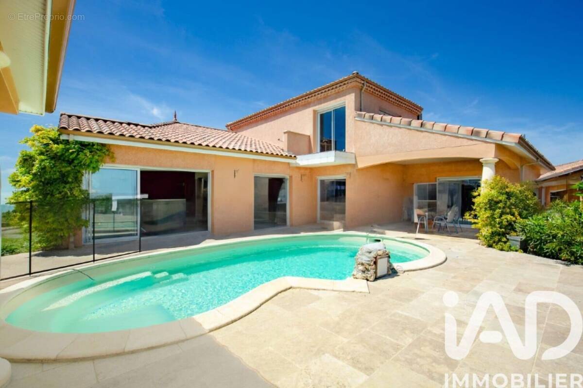 Photo 1 - Maison à MAIGNAUT-TAUZIA