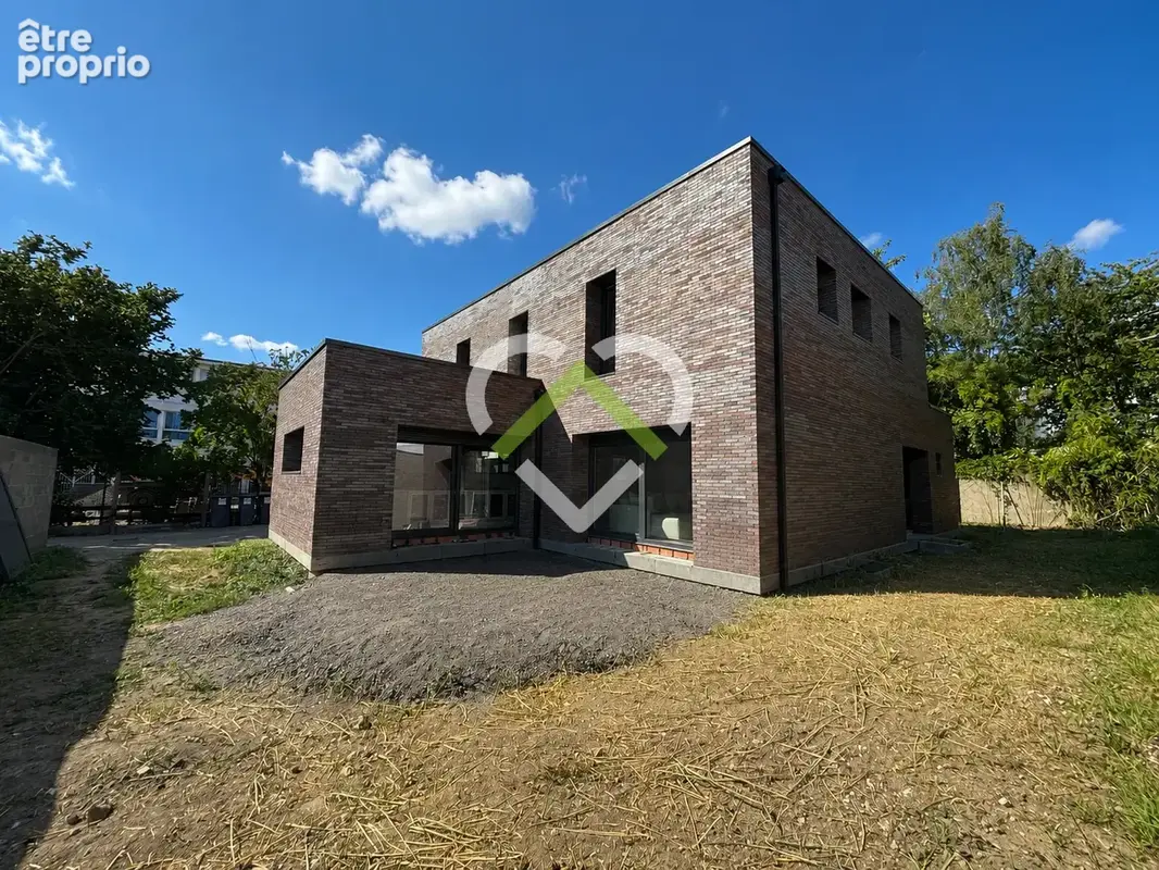 Maison contemporaine cubique individuelle - photo 3
