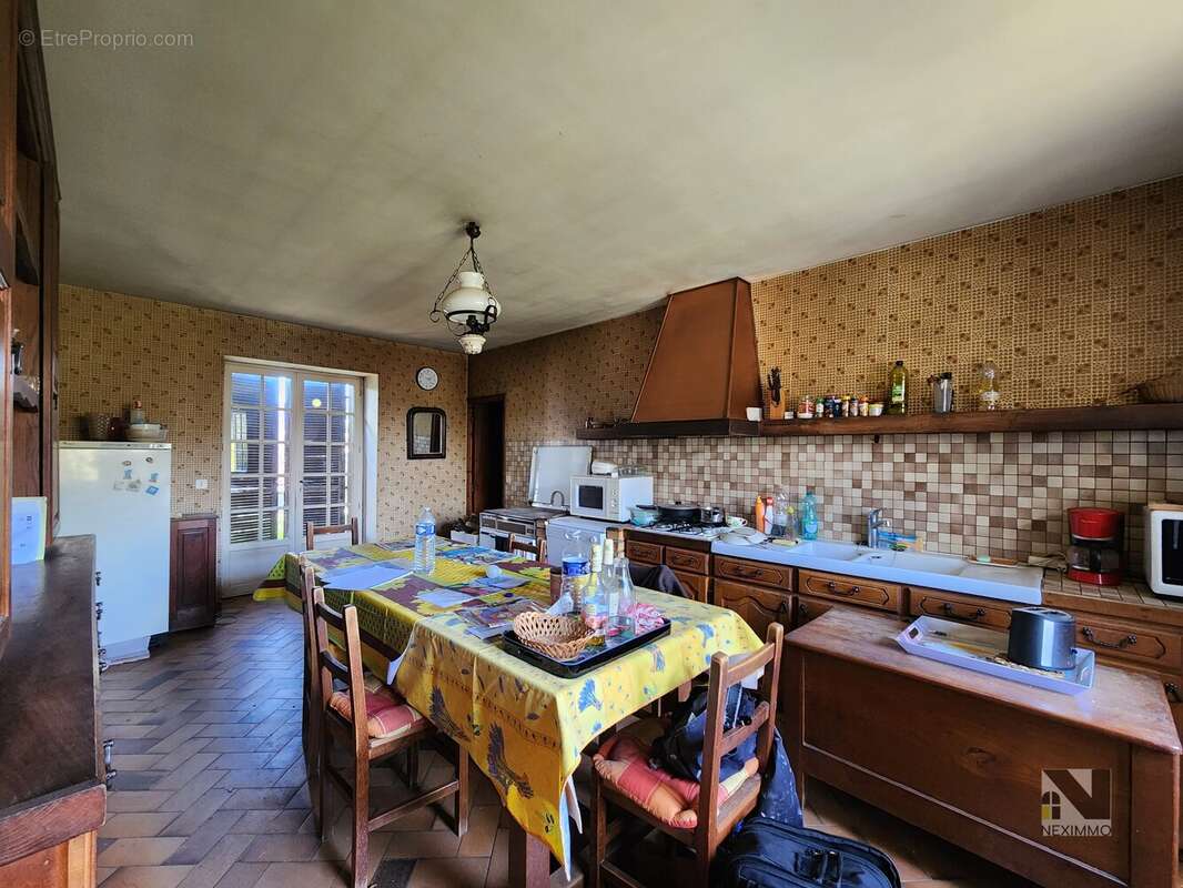 n°2 - Maison à JANAILHAC