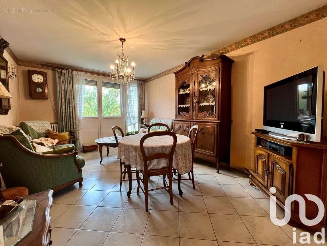 Photo 2 - Appartement à SOTTEVILLE-LES-ROUEN