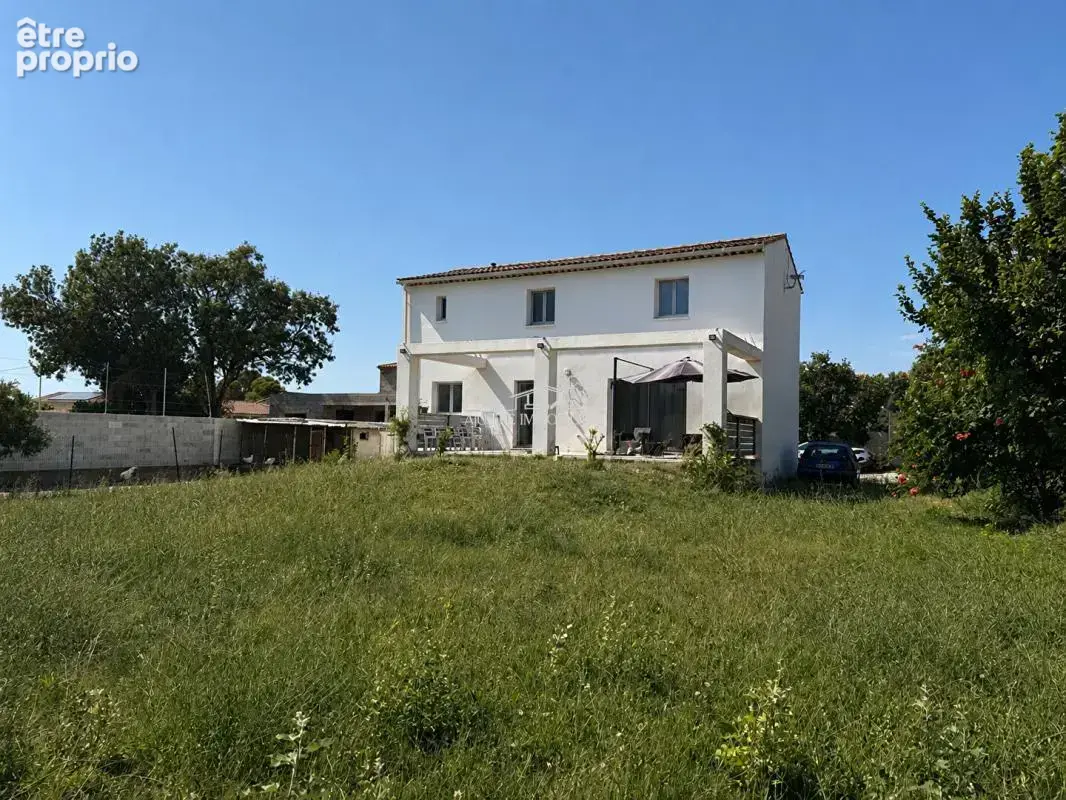A VENDRE - Belle maison familiale T5 au calme, au fond d'une impasse à Saint-Victoret - photo 2