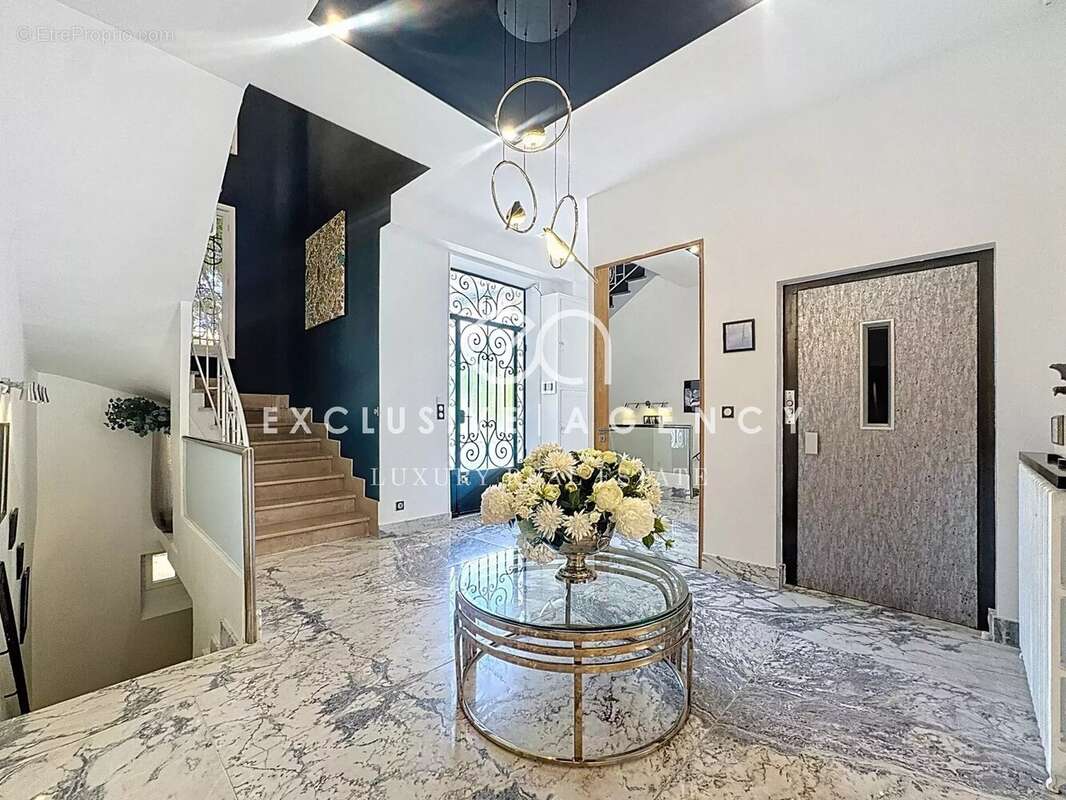 Maison à CANNES
