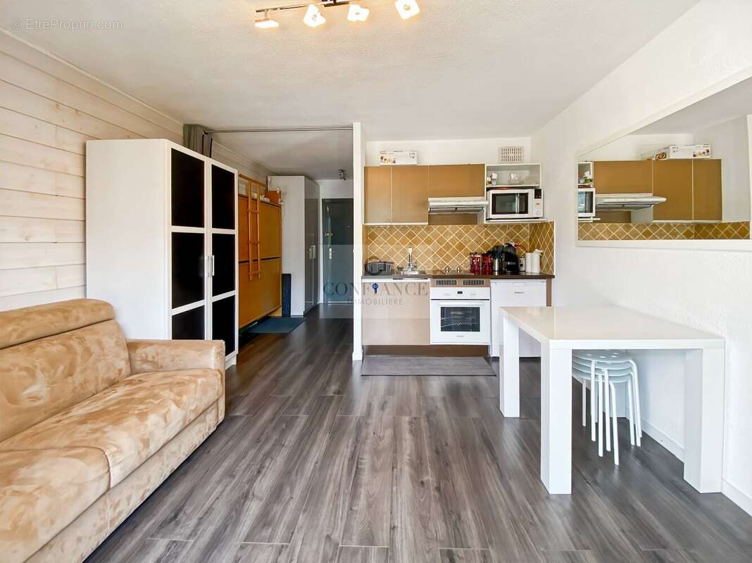 Appartement à SAINT-ETIENNE-DE-TINEE