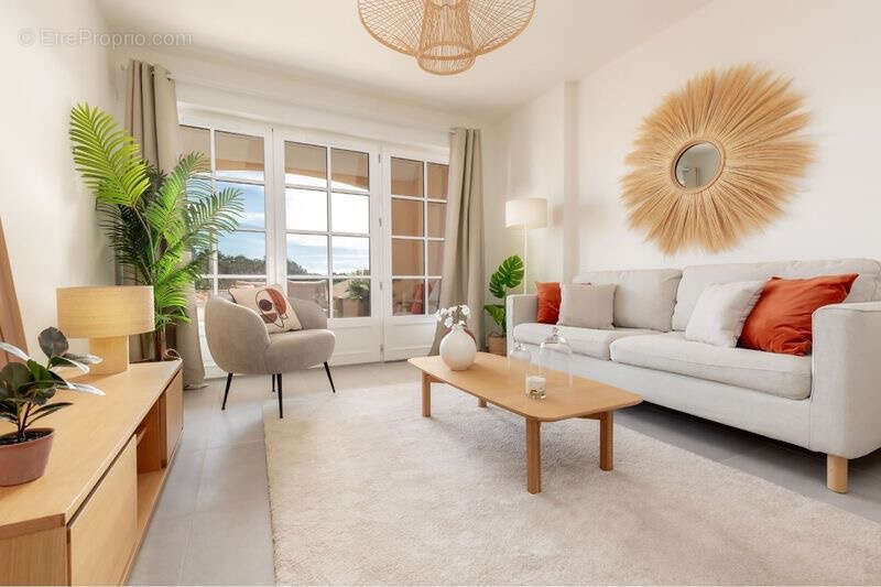 Appartement à GRIMAUD