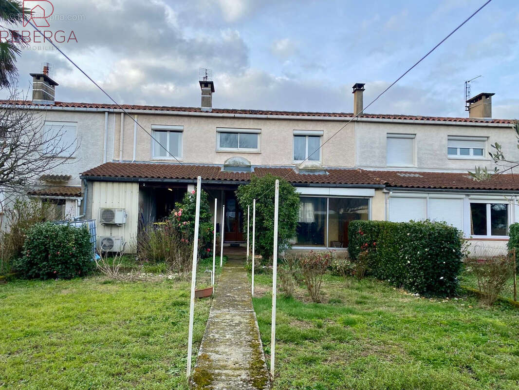 Maison à AUSSILLON