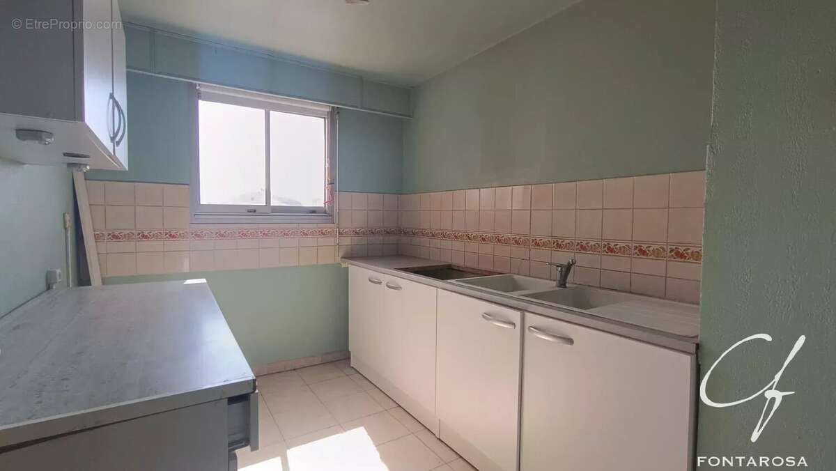Appartement 2 pieces, parking et cave - frejus - photo 7