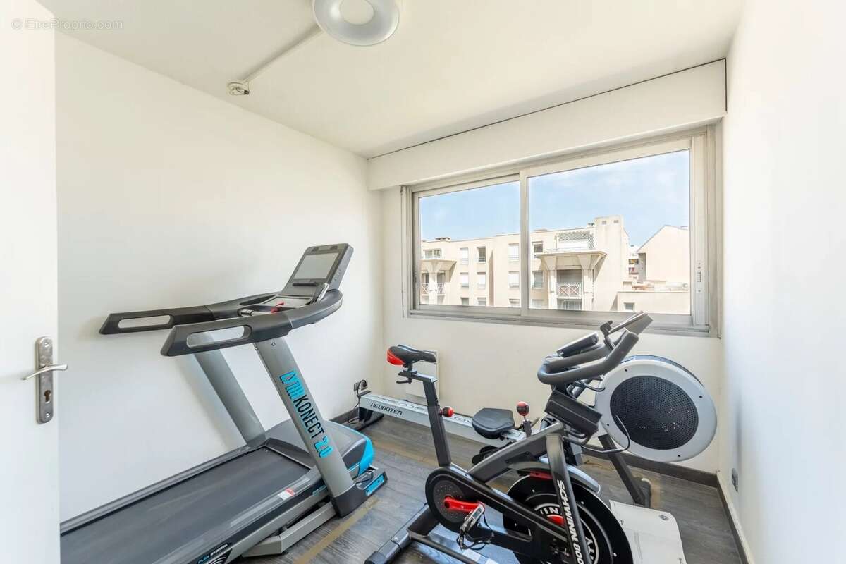 Appartement à MARSEILLE-8E
