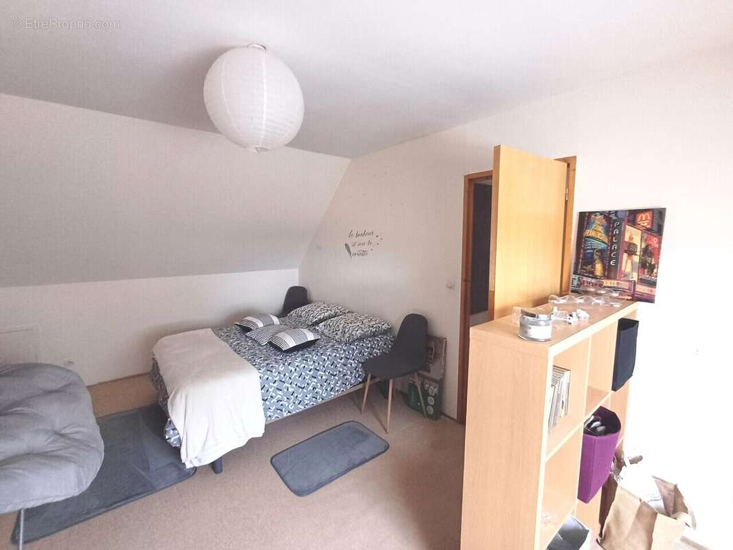 Maison à NEUVILLE-FERRIERES