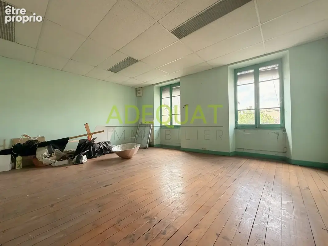 APPARTEMENT  T3 au dernier étage avec combles + cave  A RENOVER - photo 5