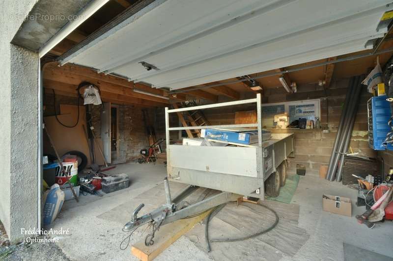 Maison à POURU-AUX-BOIS