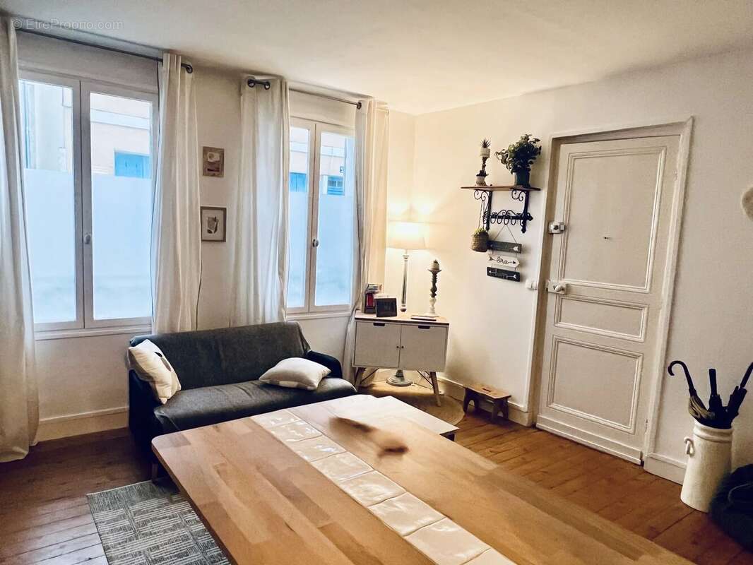 Appartement à TROUVILLE-SUR-MER